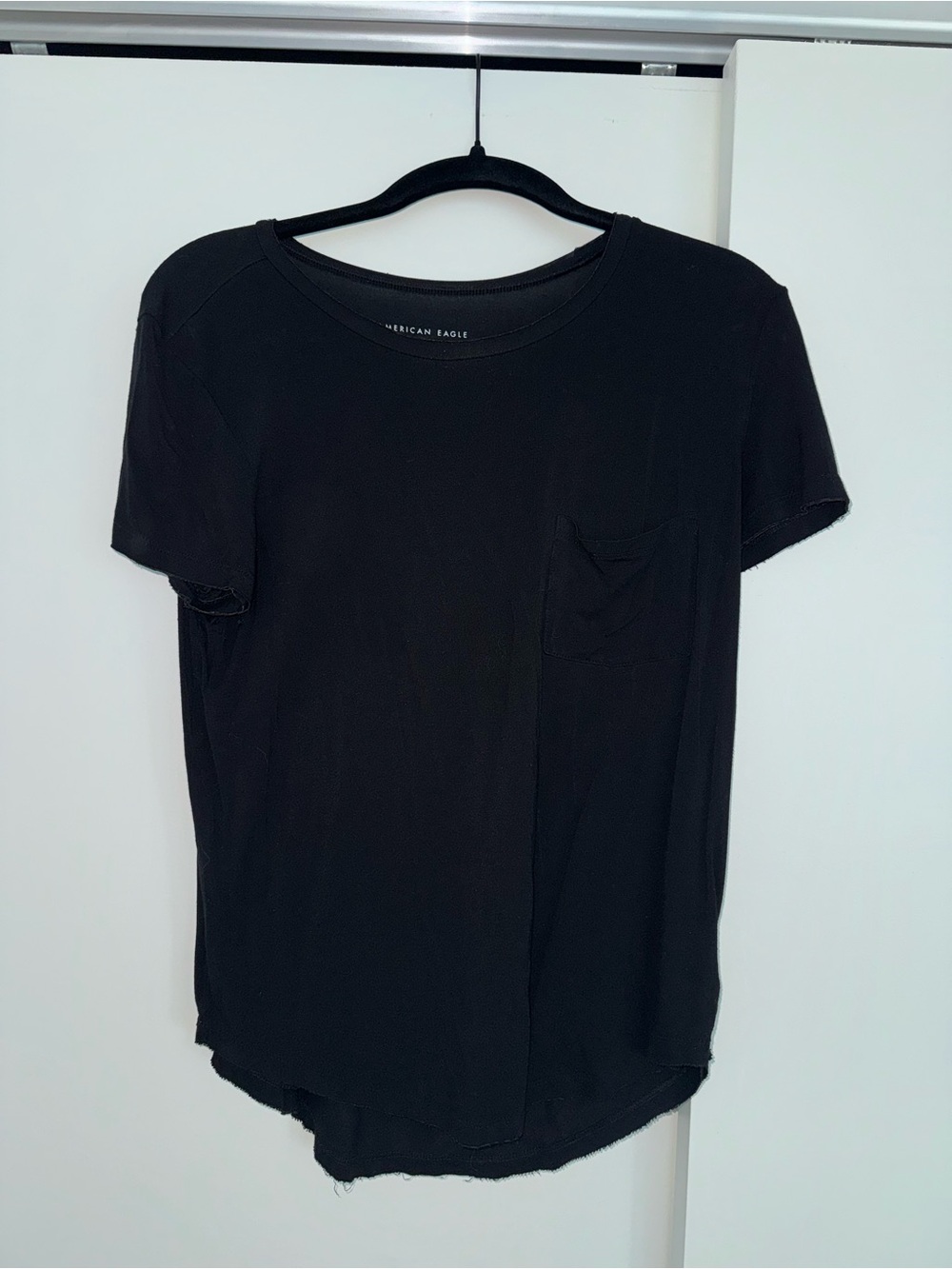 American Eagle Outfitters Black Short Sleeve Women's Pocket Tee